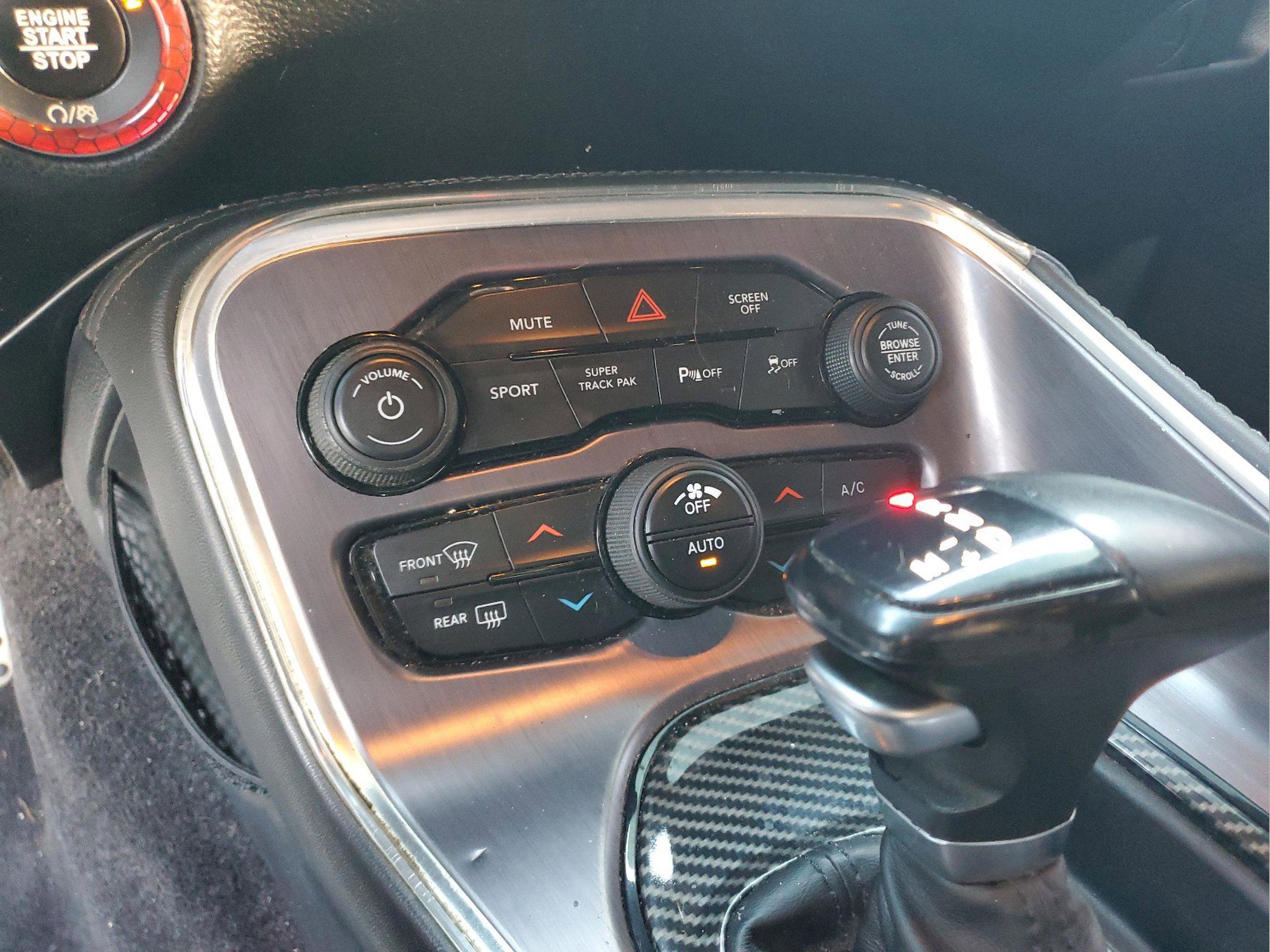 Used 2018 Dodge Challenger SXT Plus image 18