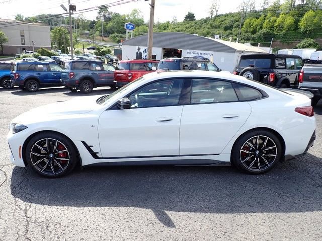 Used 2025 BMW 440i xDrive w/ Premium Package AWD/4WD image 2