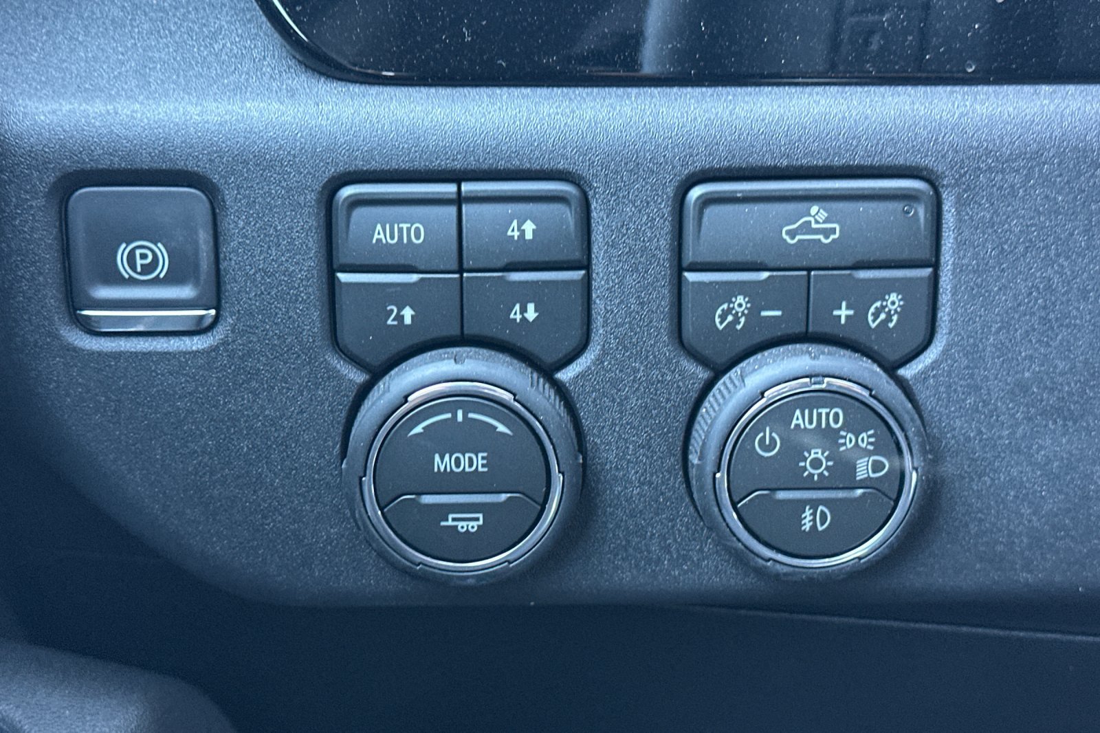 New 2026 Chevrolet Silverado 1500 RST w/ Texas Edition Plus AWD/4WD image 28