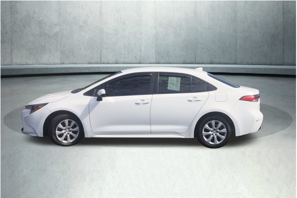 Used 2024 Toyota Corolla LE FWD image 23