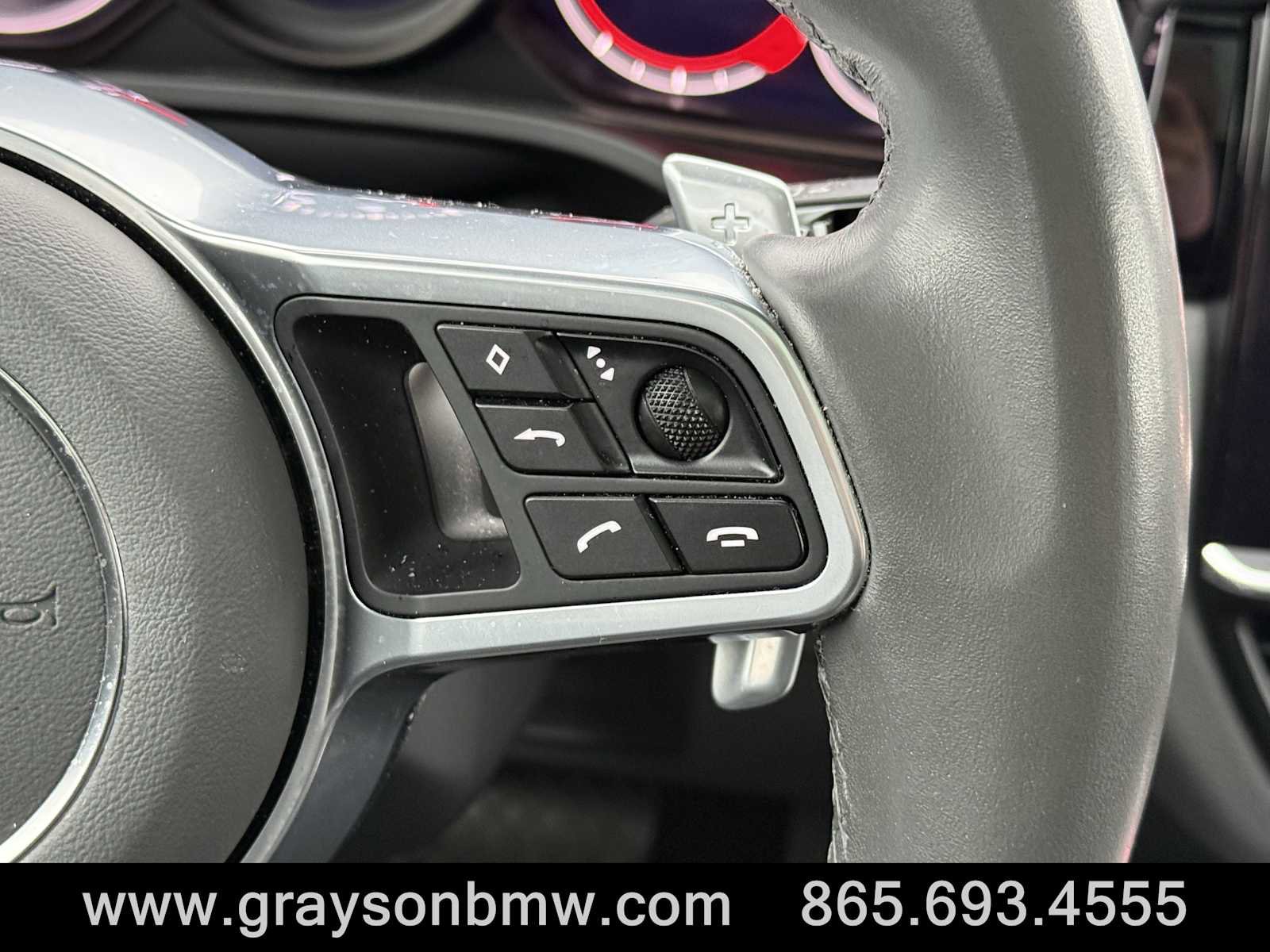 Used 2022 Porsche Cayenne image 18