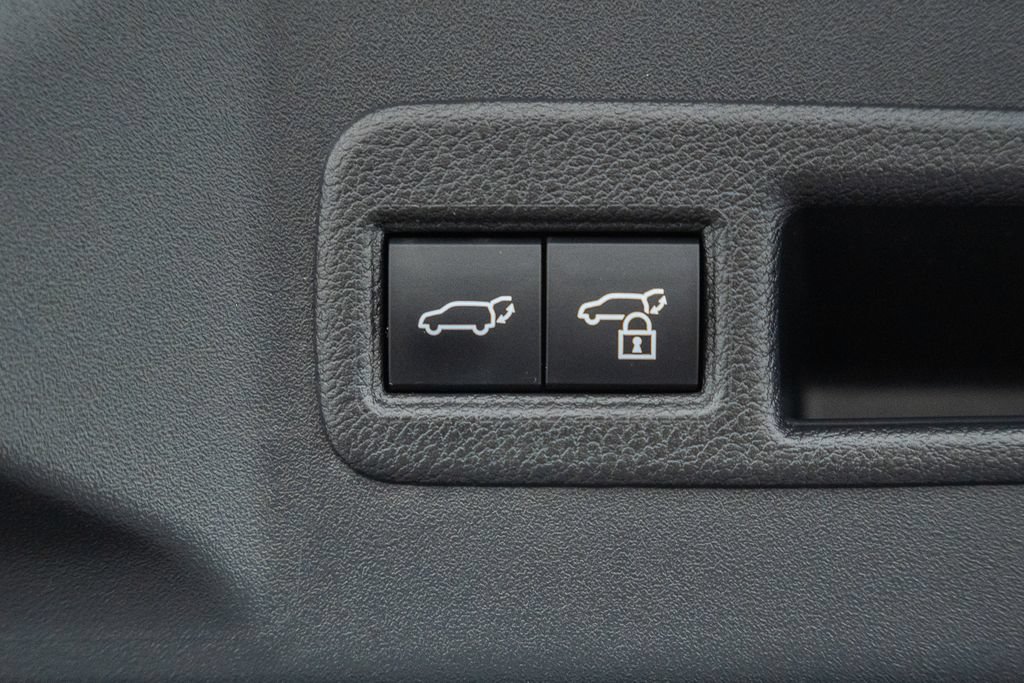 Certified 2026 Toyota bZ FWD image 12