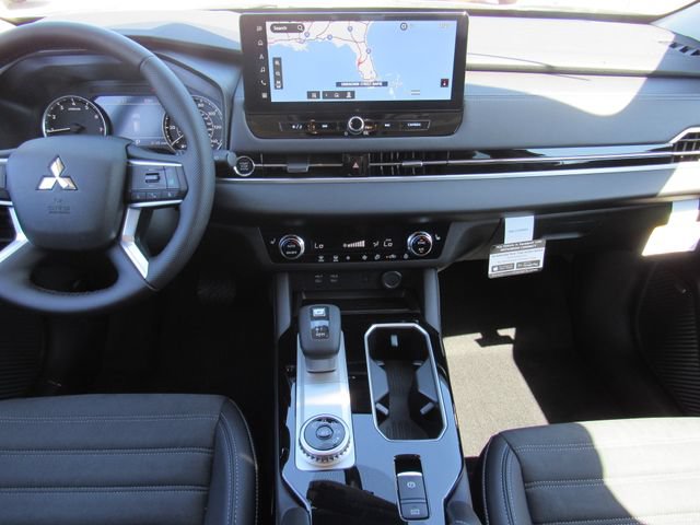 New 2026 Mitsubishi Outlander SE FWD image 19