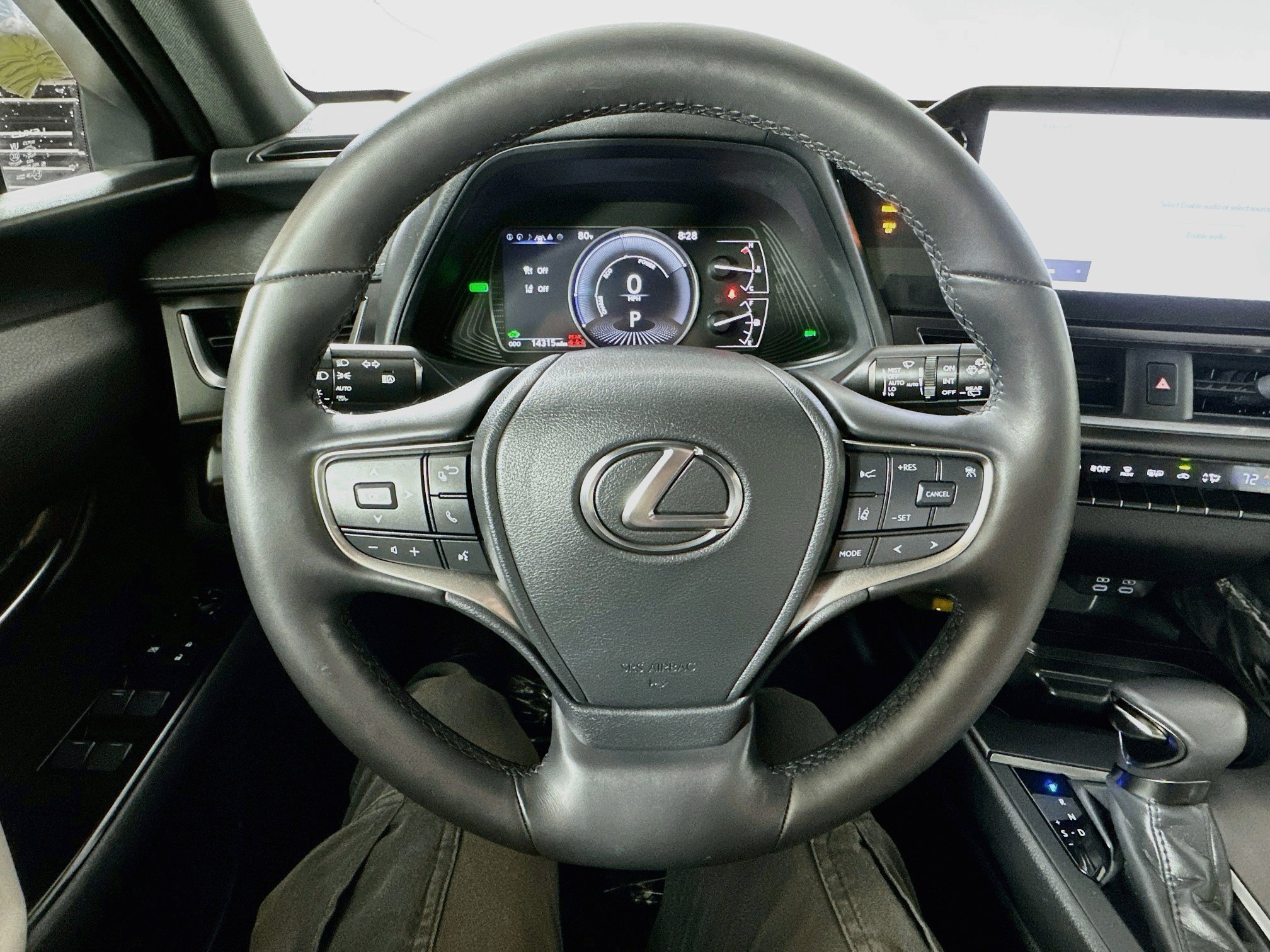 Used 2024 Lexus UX 250h AWD w/ Premium Package image 11