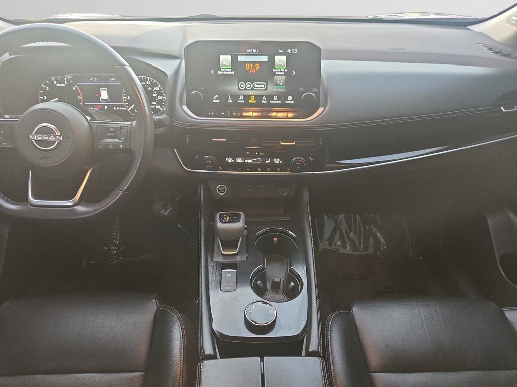 Used 2023 Nissan Rogue SL w/ SL Premium Package image 11