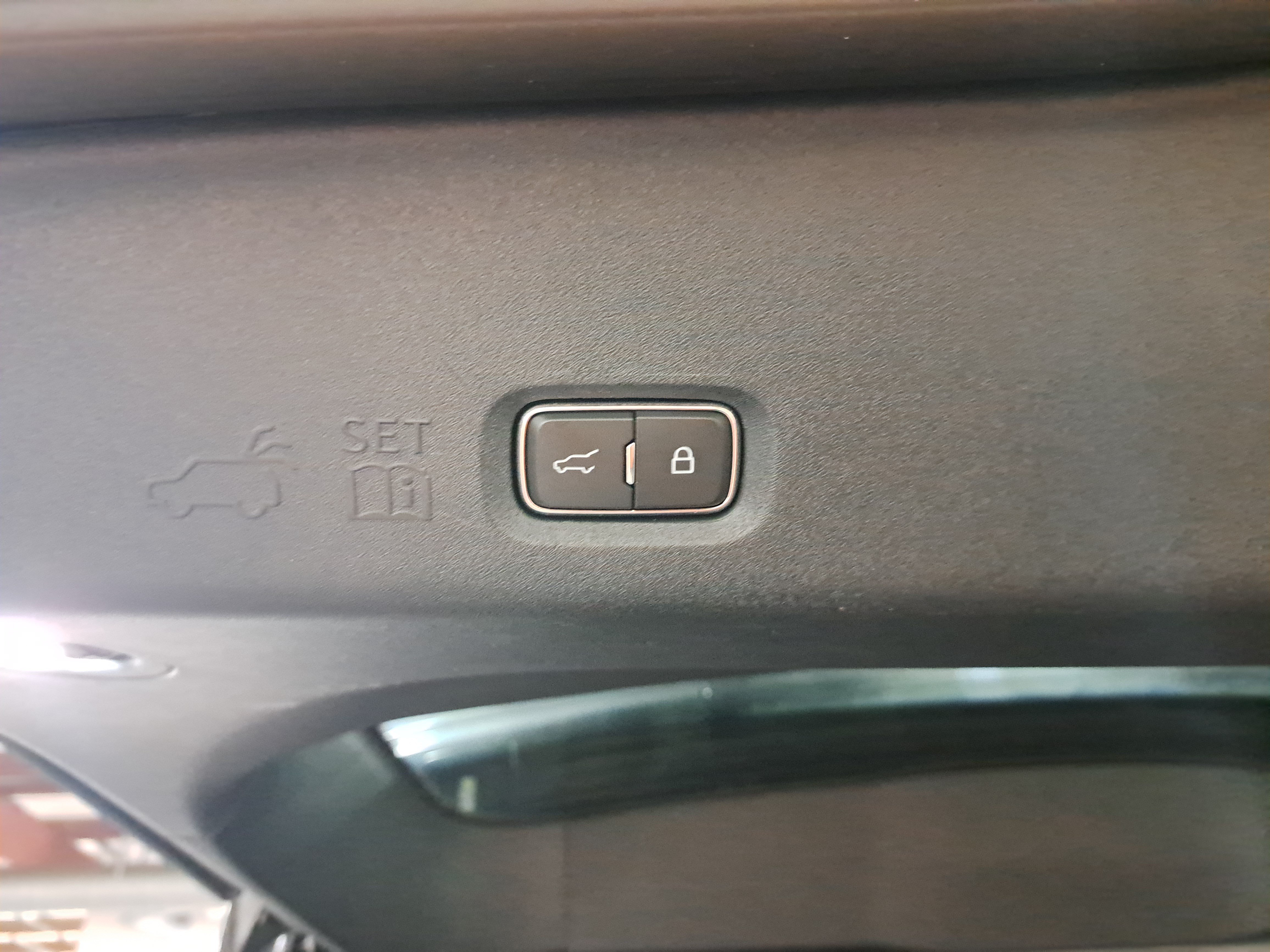 Used 2025 Ford Expedition Tremor AWD/4WD image 14