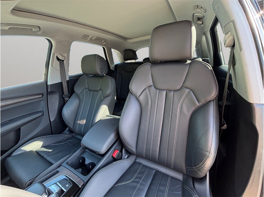 Used 2024 Audi Q5 2.0T Premium Plus w/ S Line AWD/4WD image 22