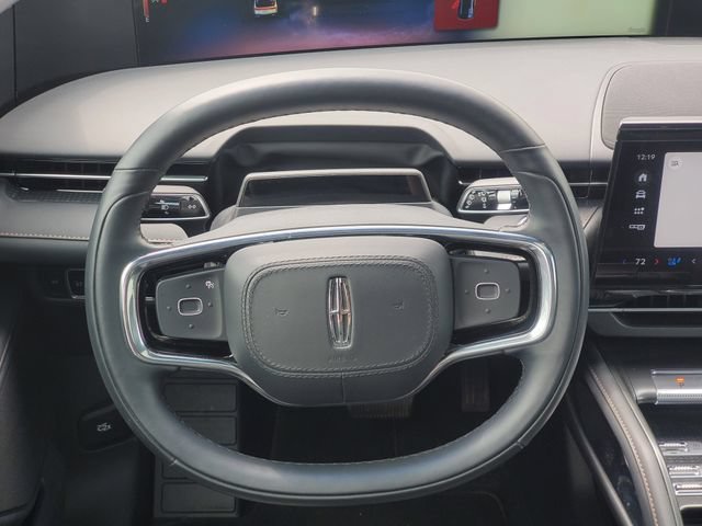 Used 2024 Lincoln Nautilus Premier w/ Equipment Group 102A AWD/4WD image 28