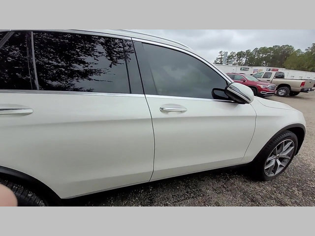 Used 2022 Mercedes-Benz GLC 300 image 30