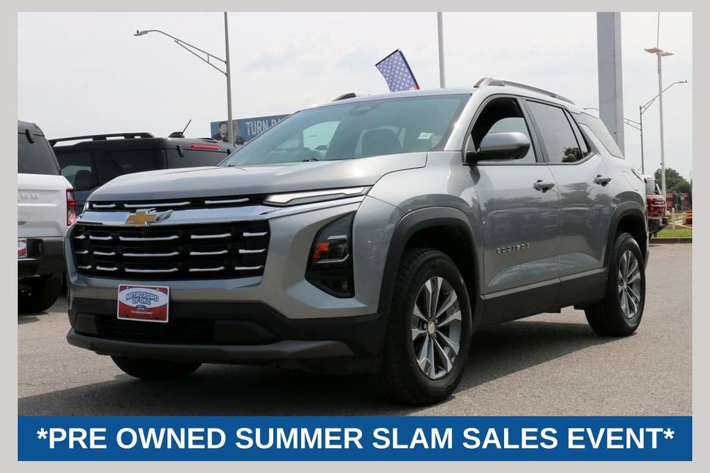 Used 2025 Chevrolet Equinox LT w/ Convenience Package II AWD/4WD image 1