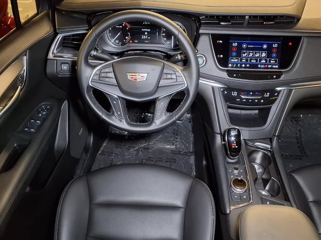 New 2024 Cadillac XT5 Luxury FWD image 17