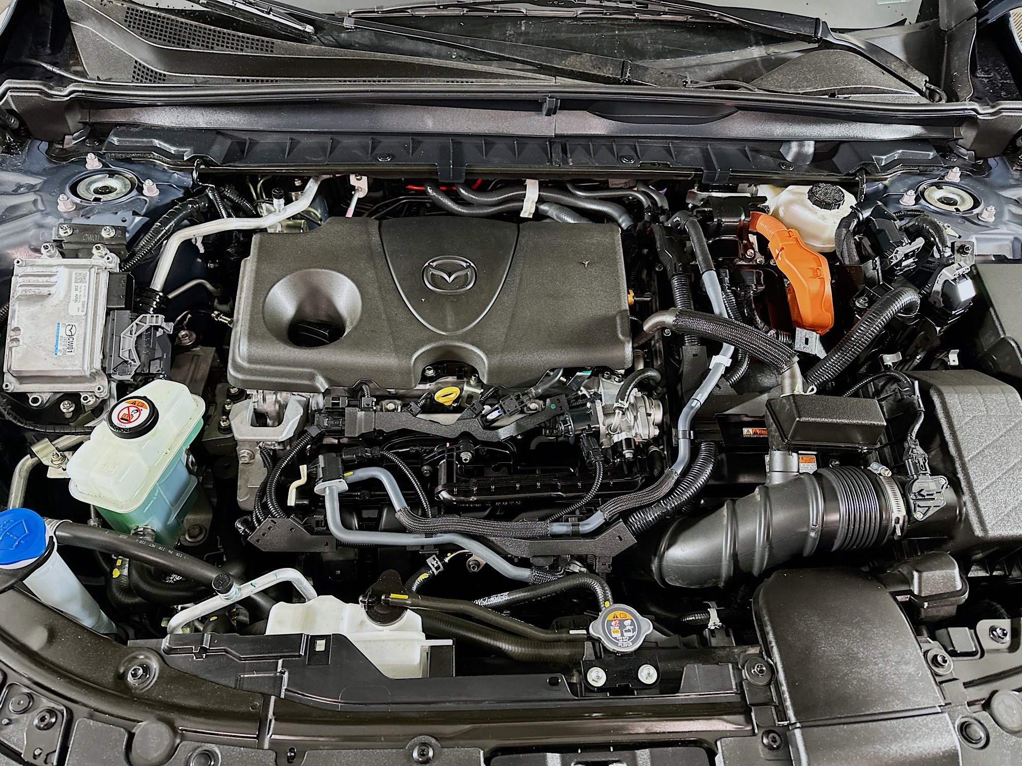 Used 2025 MAZDA CX-50 AWD 2.5 Hybrid w/ Premium Pkg image 32