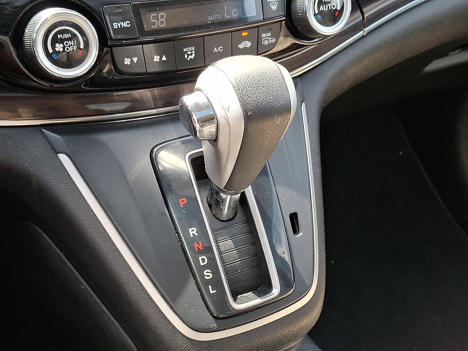 Used 2015 Honda CR-V EX-L image 16