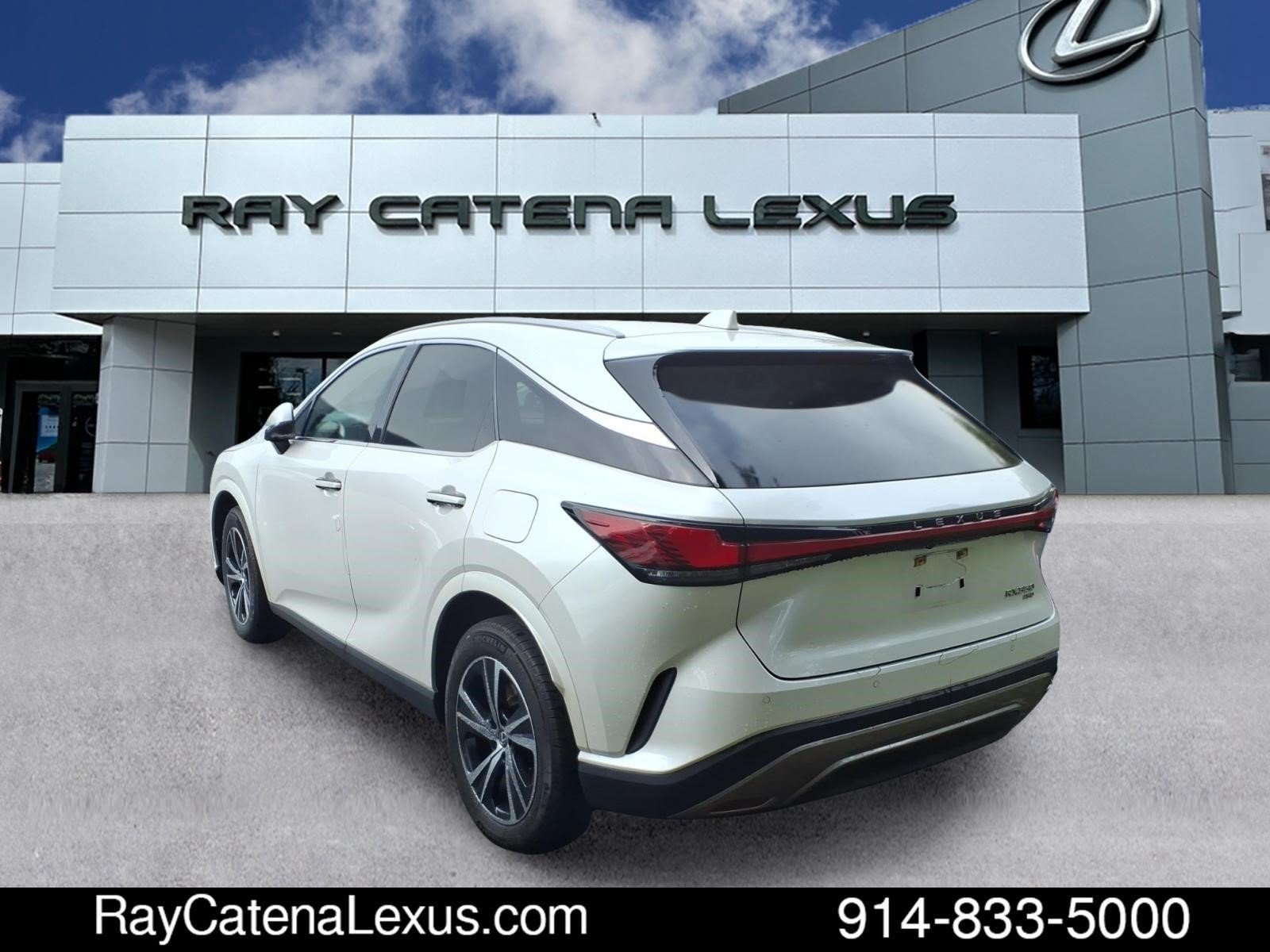 Used 2024 Lexus RX 350 Premium w/ Accessory Package (Z1) AWD/4WD image 4