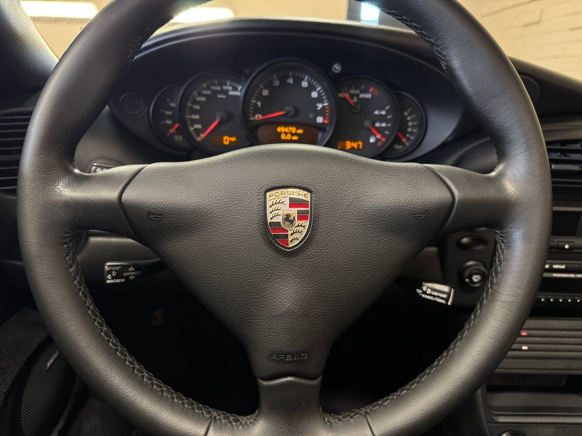 Used 2003 Porsche 911 Carrera RWD image 39