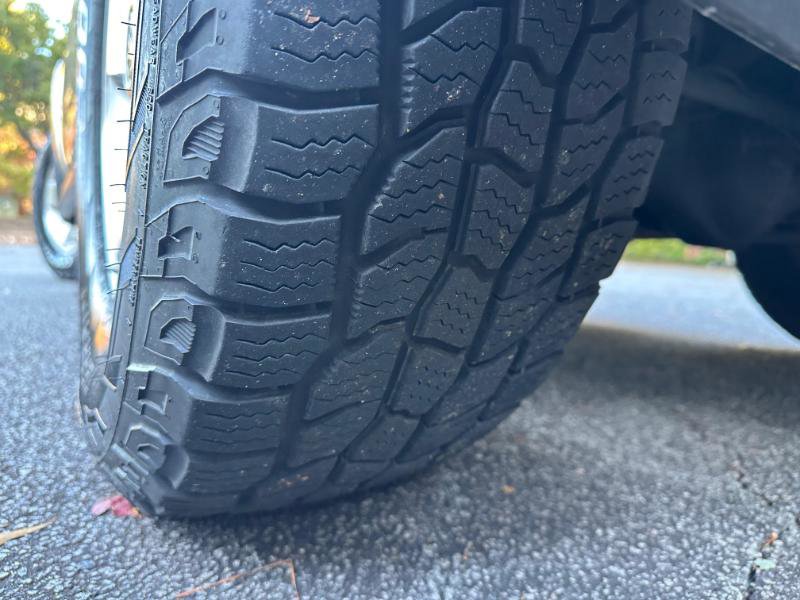 Used 2005 Toyota 4Runner Limited image 11