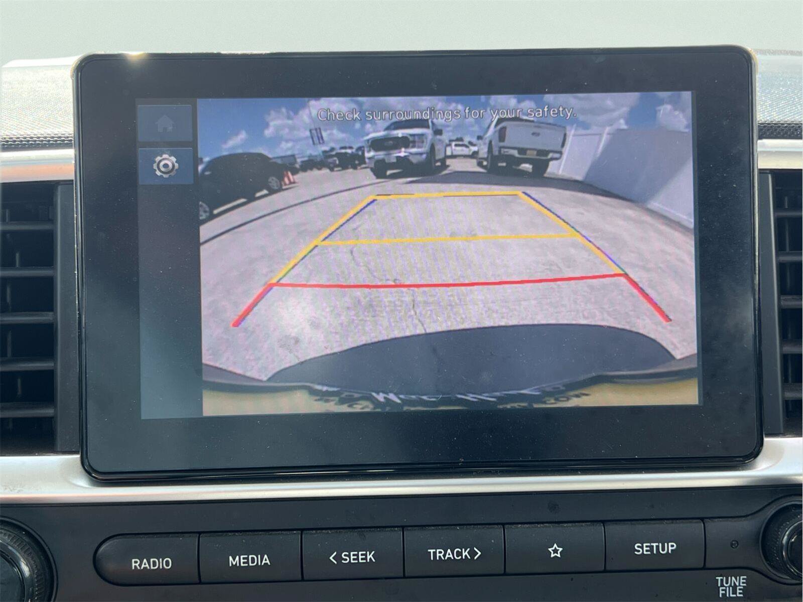Used 2024 Hyundai Venue SEL FWD image 30