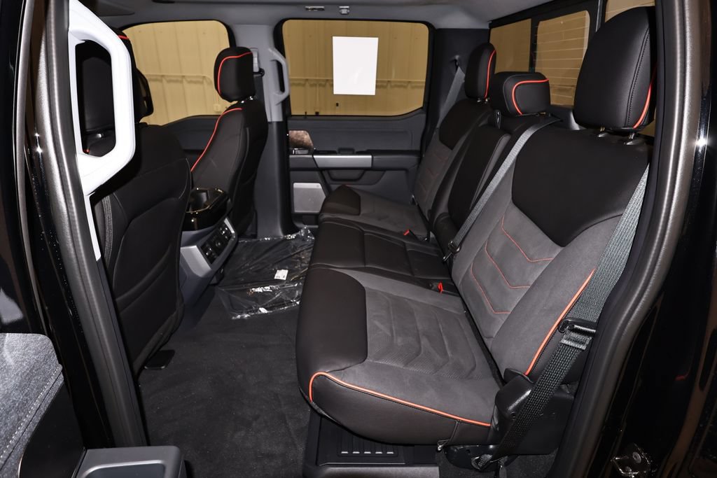 New 2026 Ford F250 Lariat w/ Black Appearance Package AWD/4WD image 14