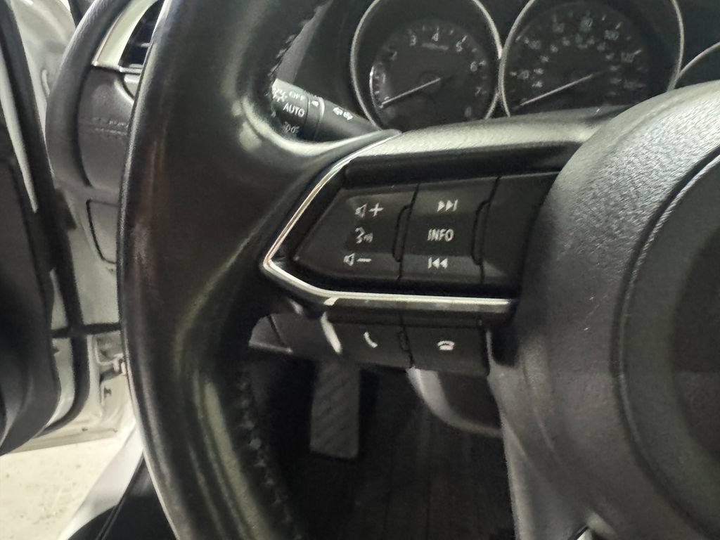 Used 2017 MAZDA MAZDA6 Touring FWD image 6