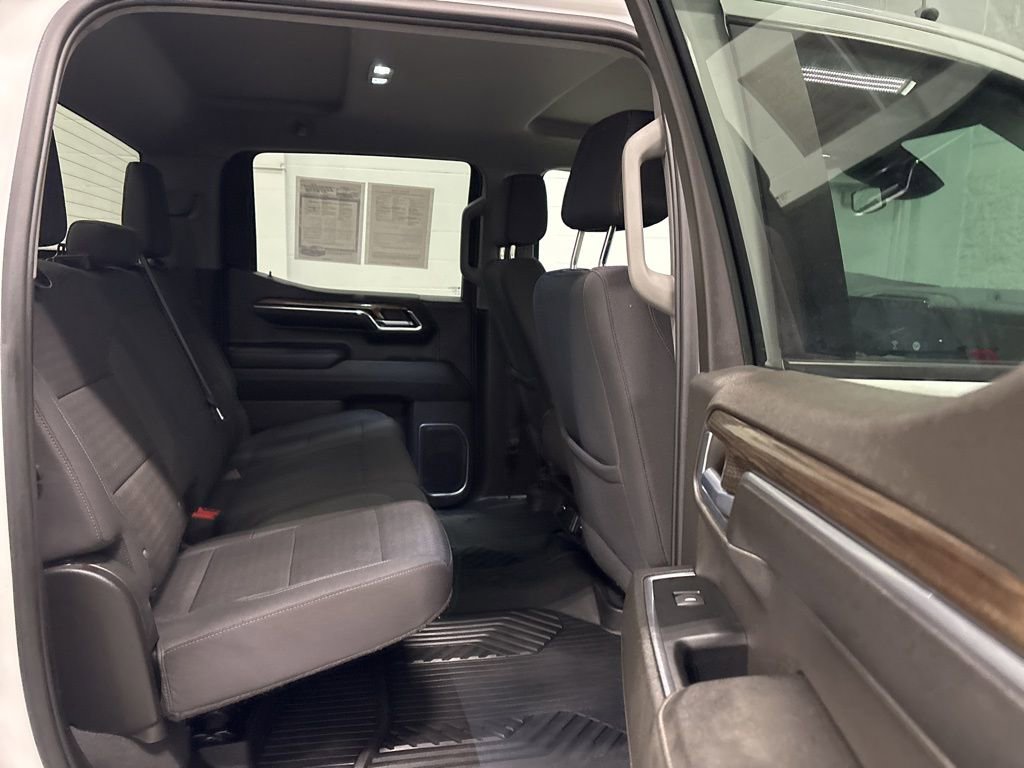 Used 2023 Chevrolet Silverado 1500 RST image 32