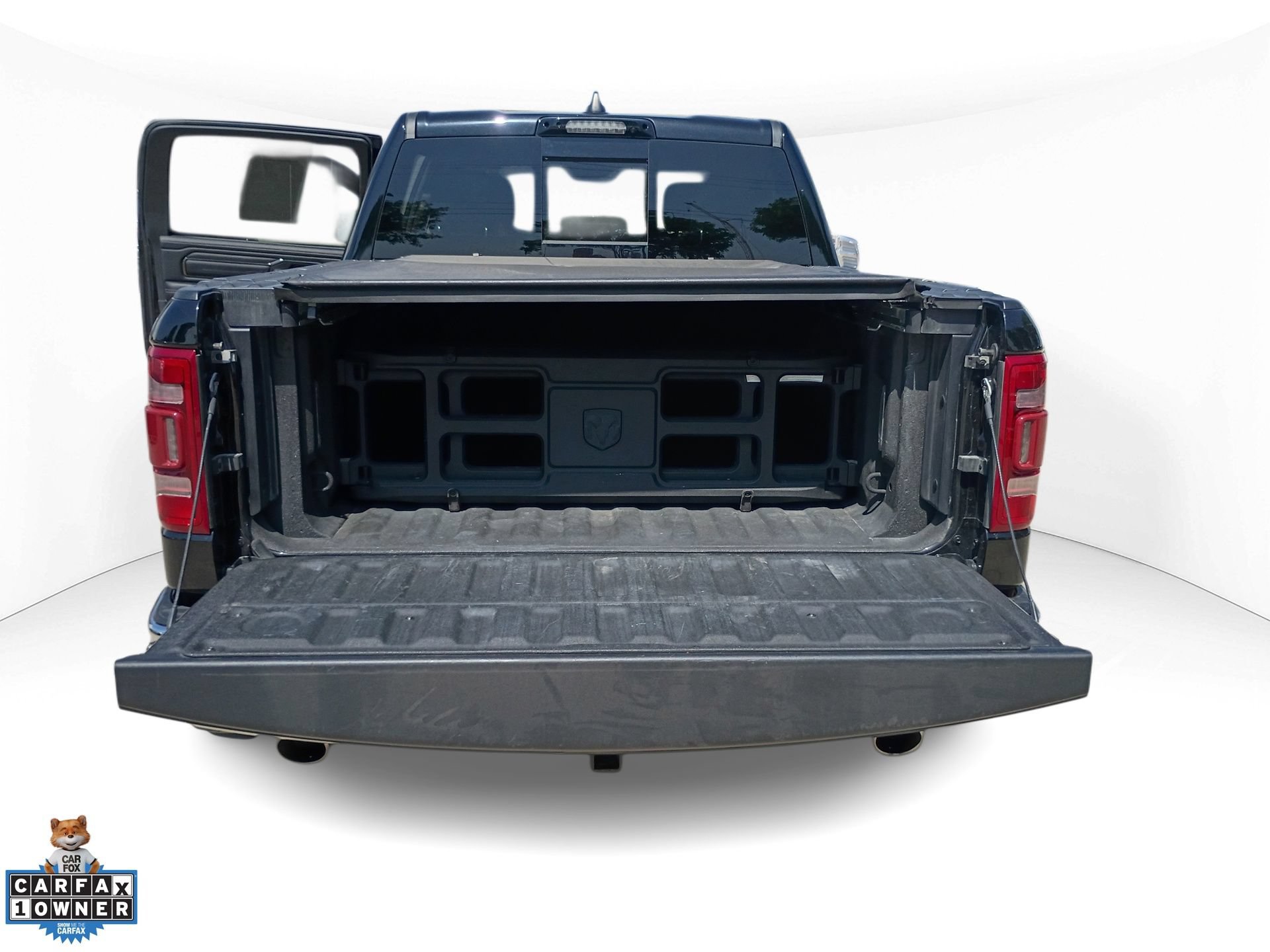 Used 2024 RAM 1500 Limited AWD/4WD image 21
