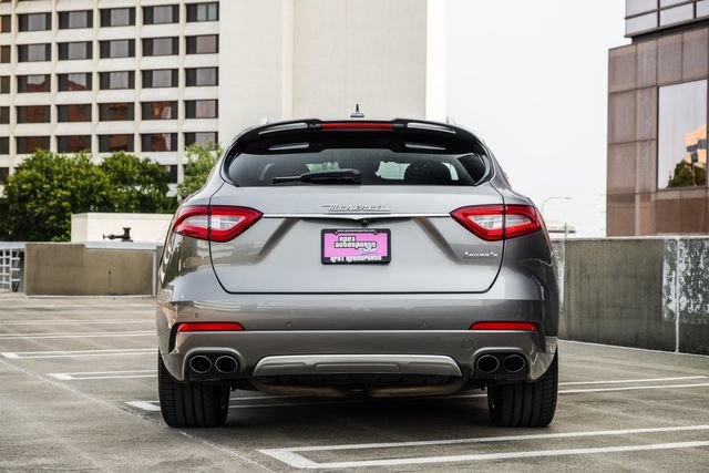 Used 2017 Maserati Levante S AWD/4WD image 16
