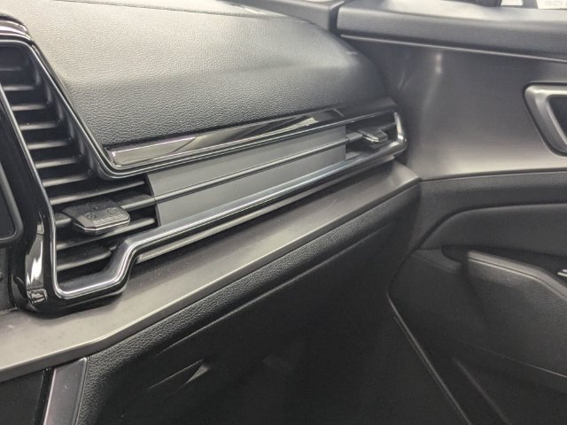 Used 2023 Kia Sportage EX FWD image 26