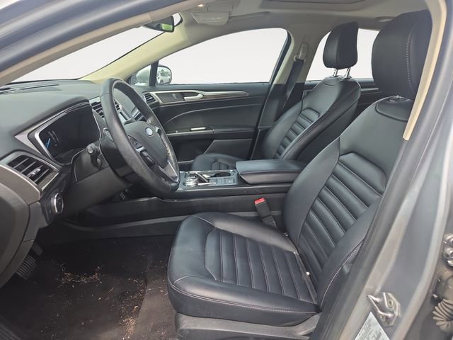 Used 2020 Ford Fusion SEL FWD image 9