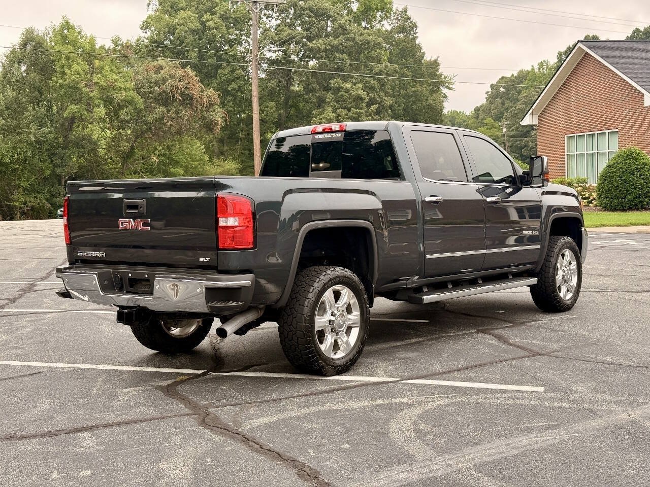 Used 2018 GMC Sierra 2500 SLT AWD/4WD image 3