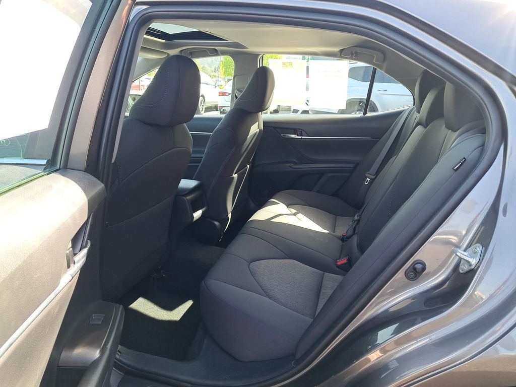 Used 2022 Toyota Camry LE w/ Convenience Package FWD image 13