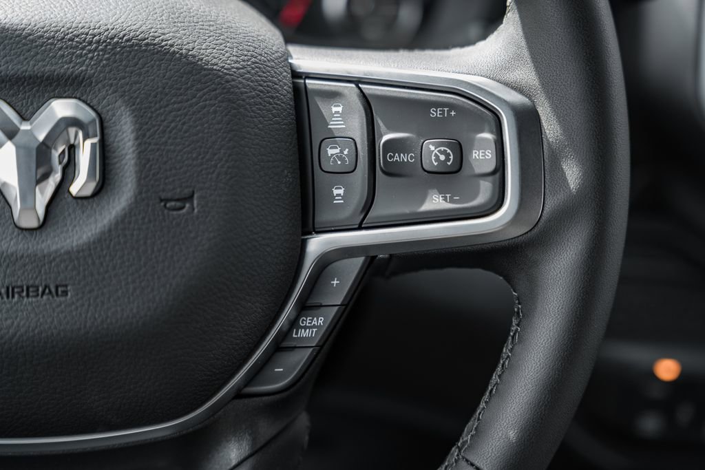 New 2026 RAM 2500 Big Horn AWD/4WD image 32