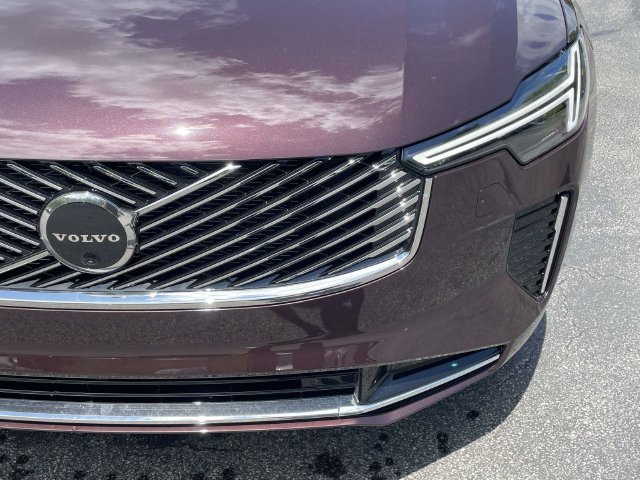 New 2026 Volvo XC90 B6 Plus w/ Protection Package AWD/4WD image 7