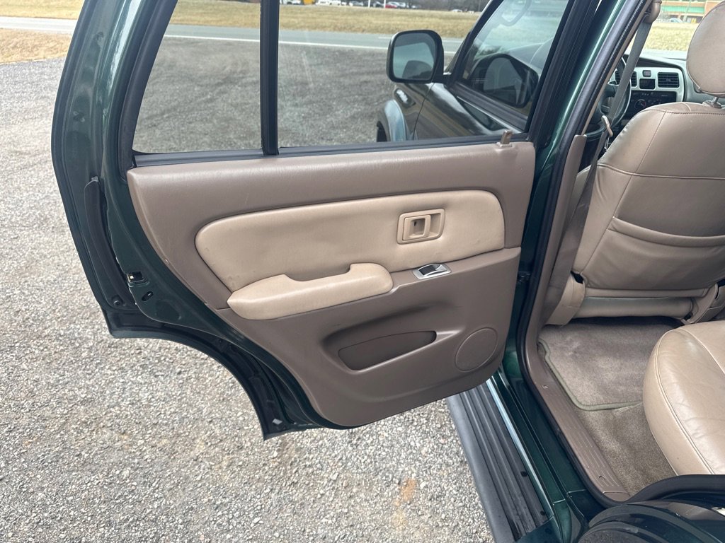 Used 2001 Toyota 4Runner SR5 image 15
