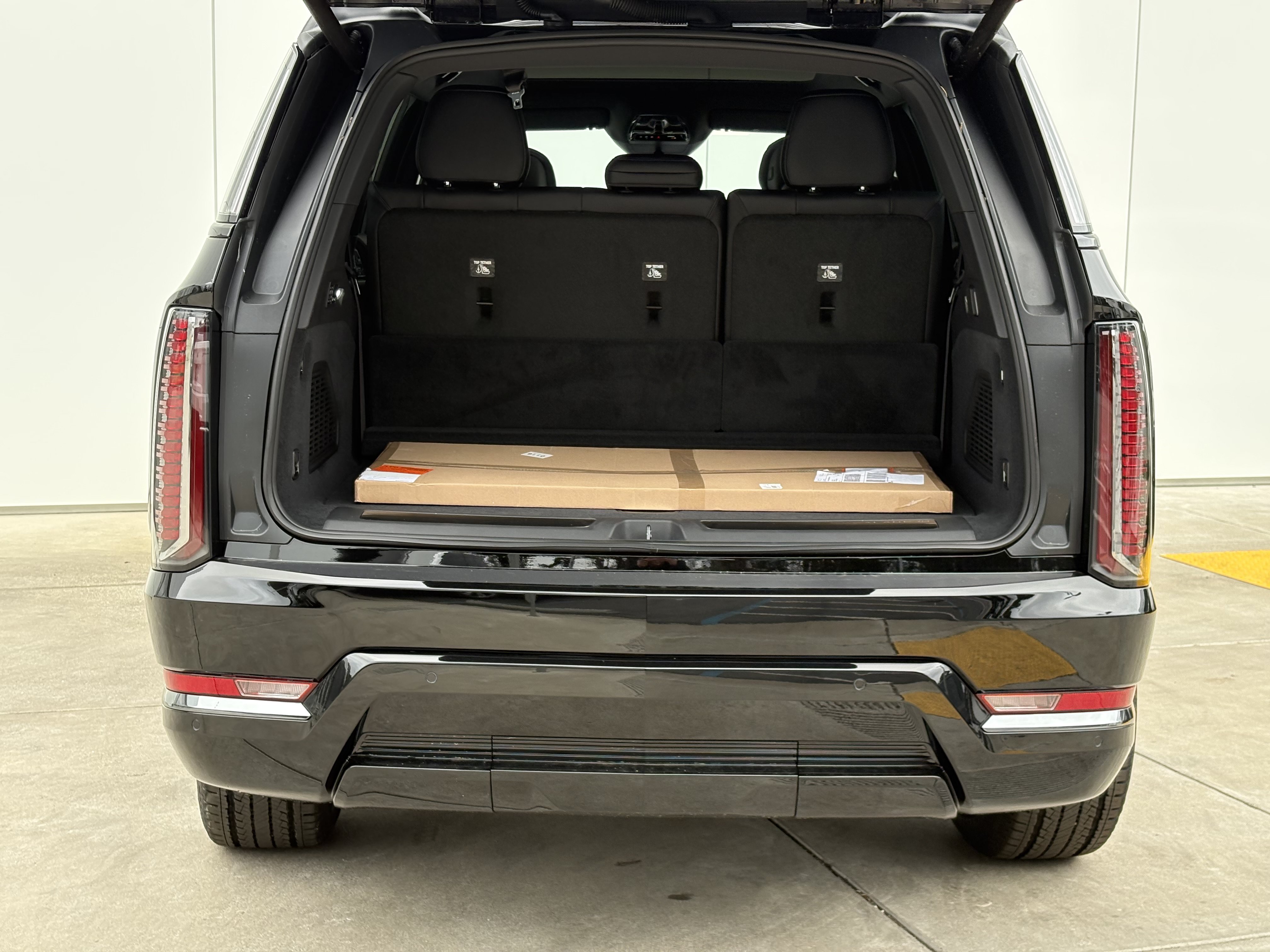New 2026 Cadillac Escalade IQL Sport 1 AWD/4WD image 9