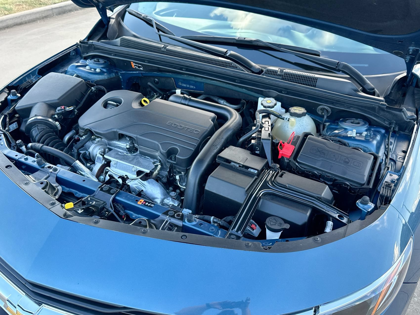 Used 2025 Chevrolet Malibu LT FWD image 24