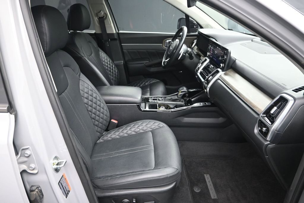 Used 2023 Kia Sorento SX Prestige AWD/4WD image 43
