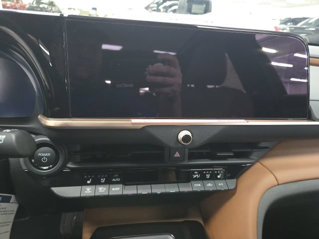 New 2026 Toyota Crown Signia AWD/4WD image 25