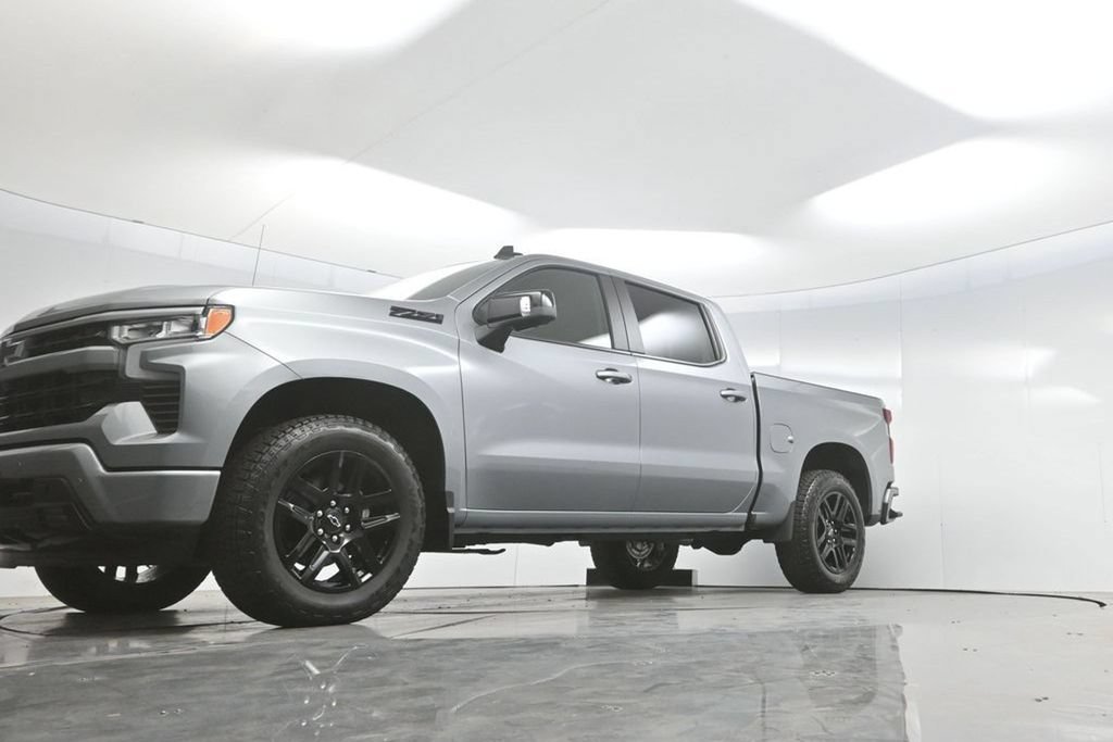 Used 2026 Chevrolet Silverado 1500 RST AWD/4WD image 57