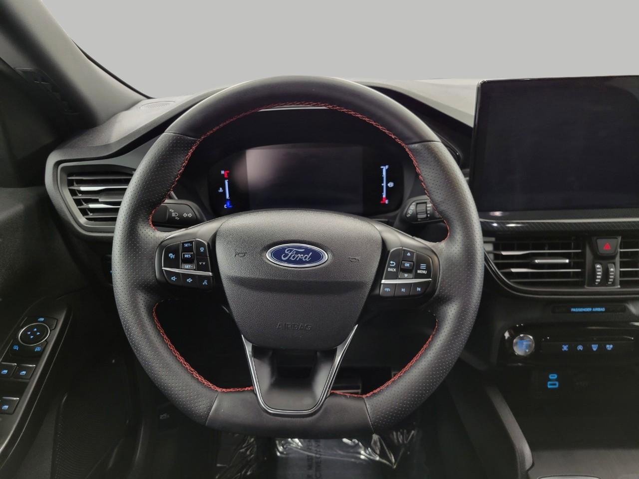 Used 2023 Ford Escape ST-Line w/ Tech Pack #1 image 5