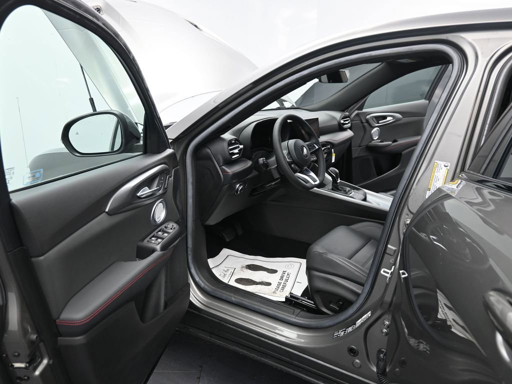 Used 2023 Dodge Hornet GT Plus w/ GT Blacktop Package AWD/4WD image 13