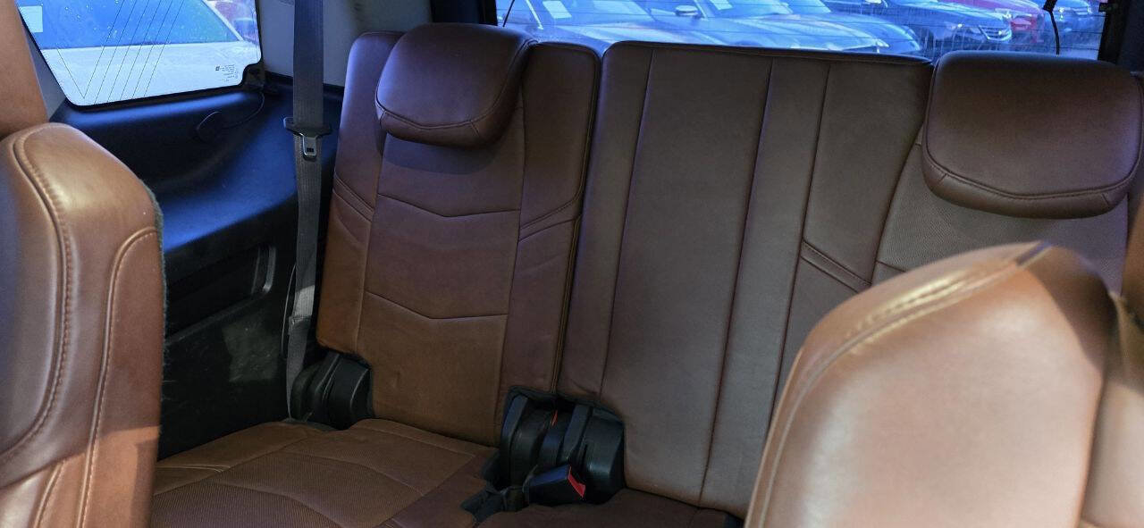 Used 2015 Cadillac Escalade Premium AWD/4WD image 14