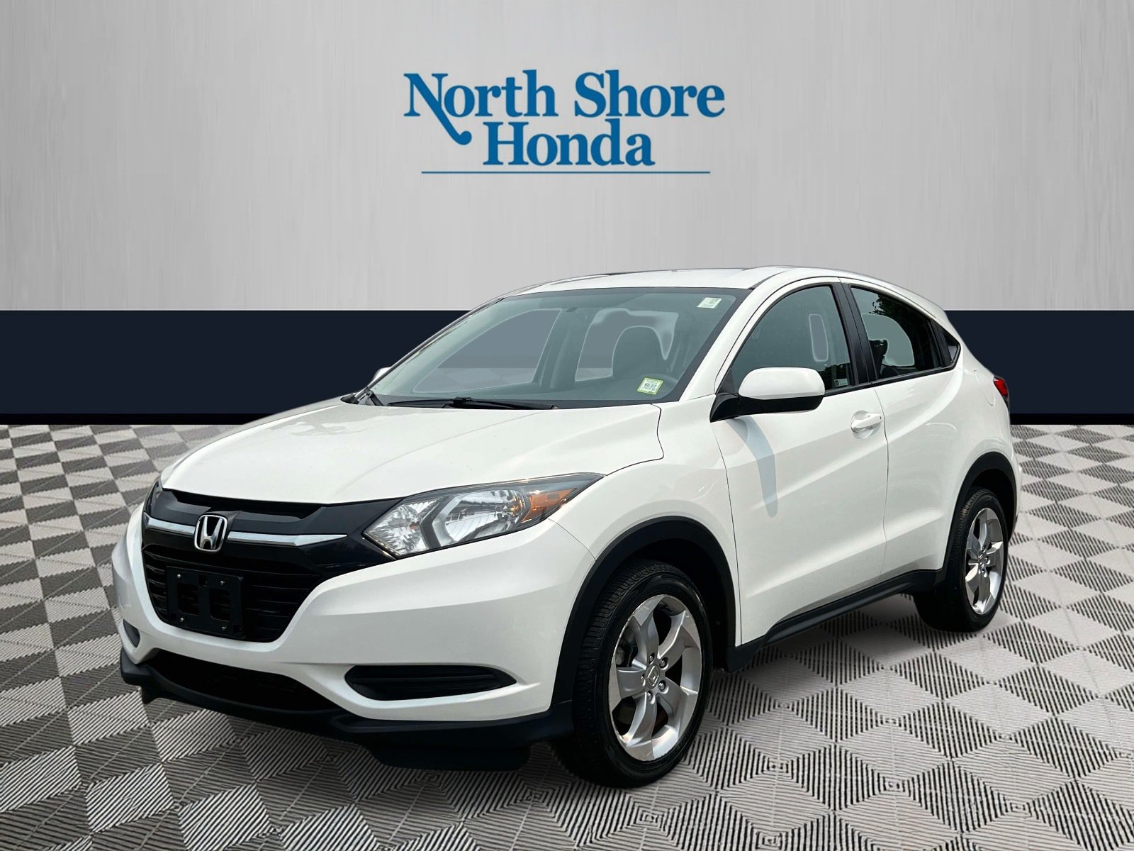 Certified 2018 Honda HR-V LX image 2