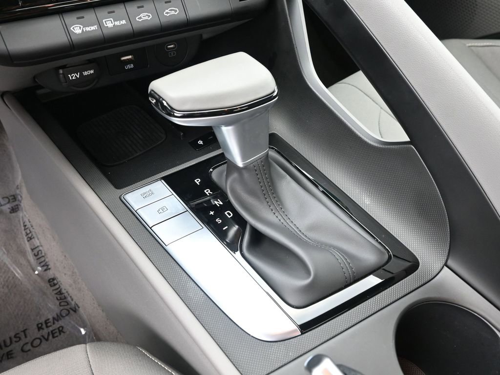 Certified 2026 Hyundai Elantra Sport w/ Cargo Package image 21