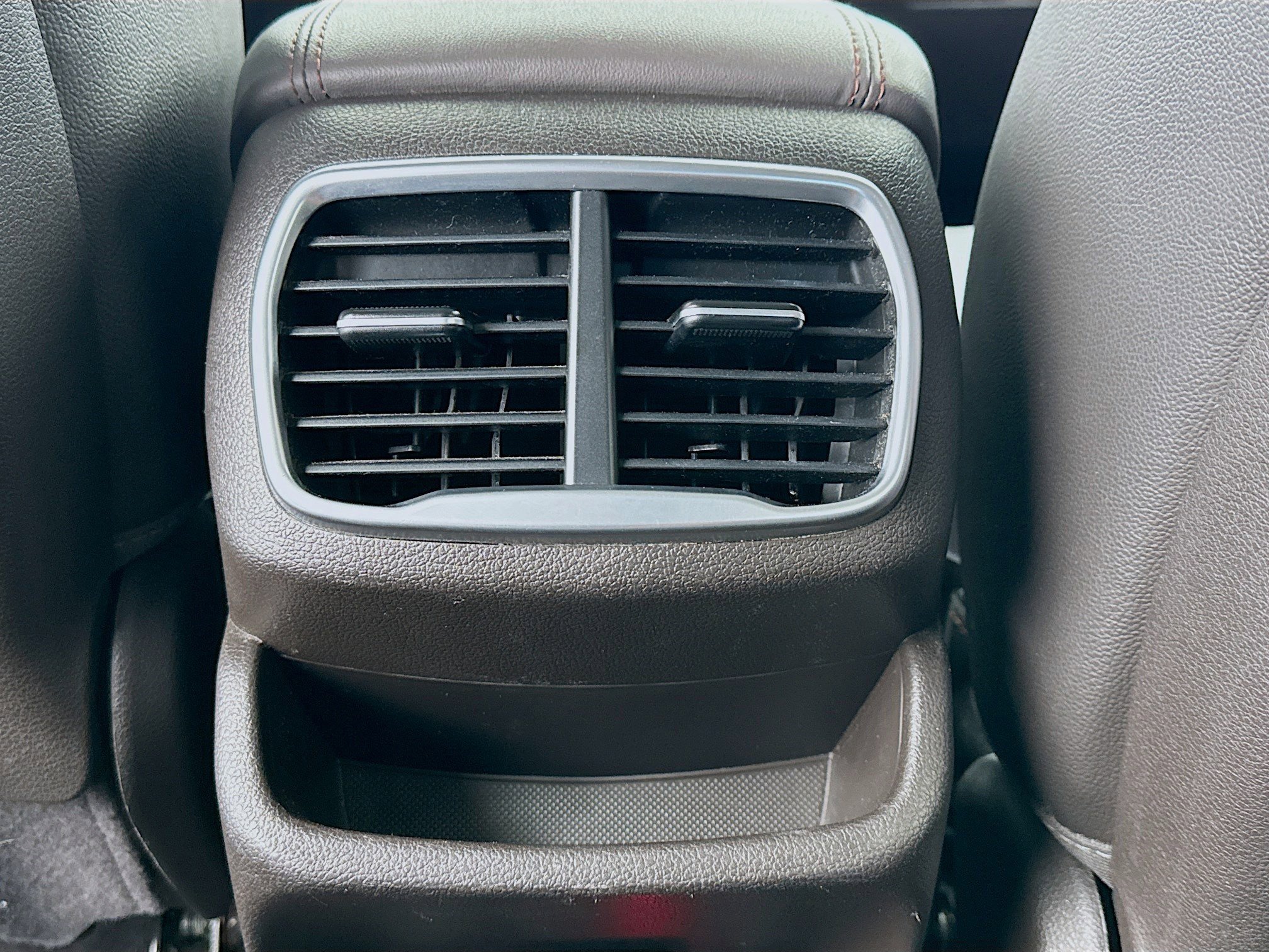 Used 2020 Hyundai Santa Fe Limited image 18