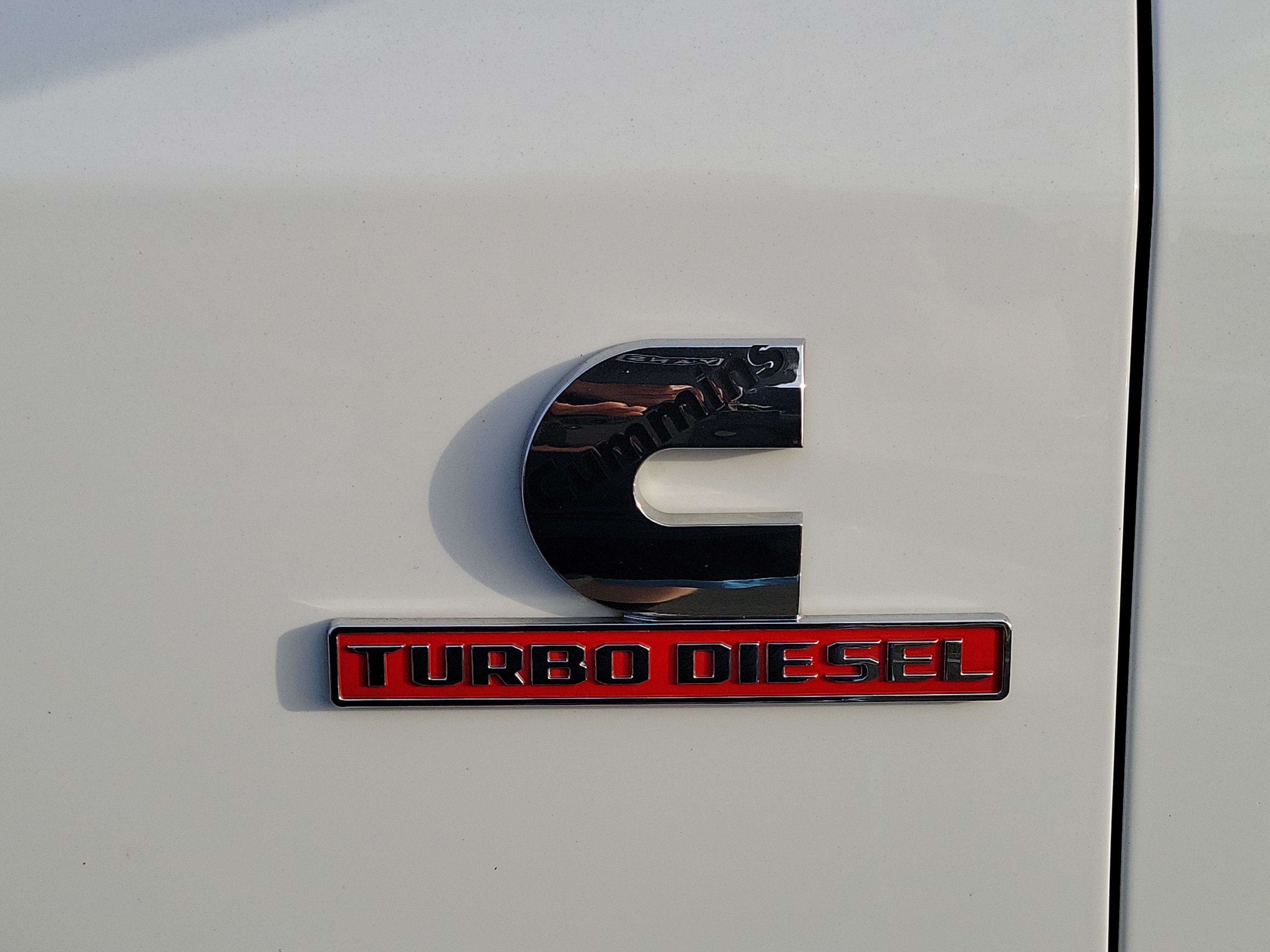 Used 2022 RAM 2500 Tradesman w/ Chrome Appearance Group AWD/4WD image 12