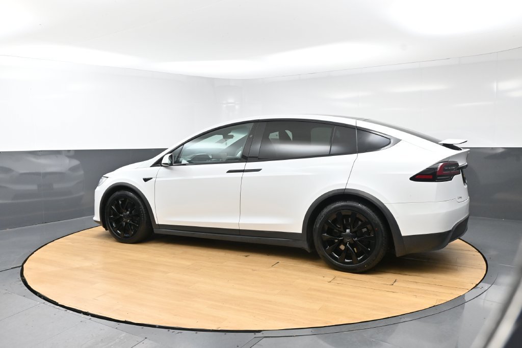 Used 2023 Tesla Model X AWD/4WD image 5