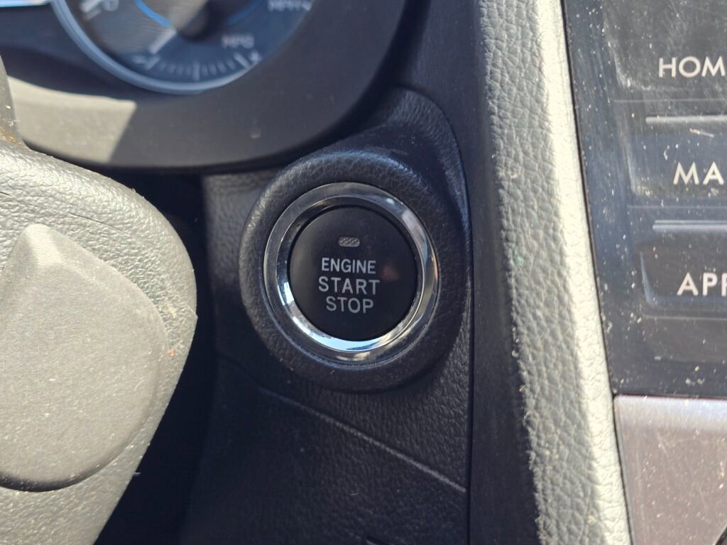 Used 2016 Subaru Crosstrek 2.0i Limited image 28