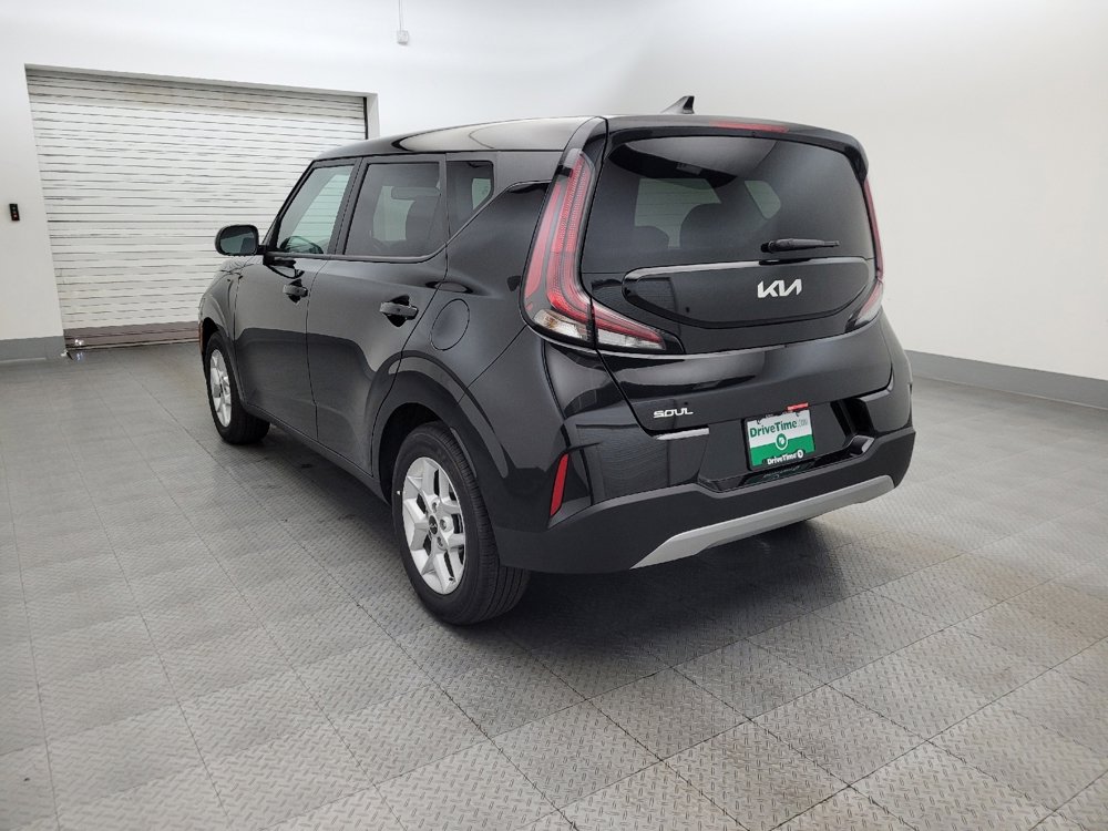 Used 2025 Kia Soul S image 5