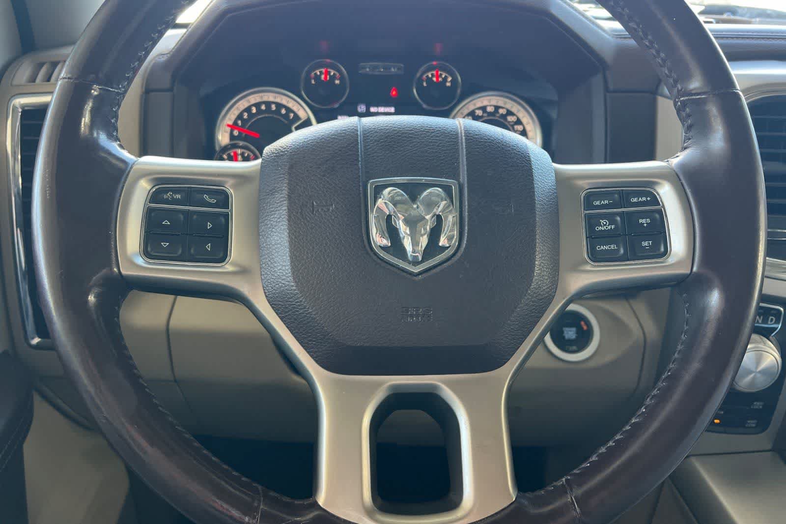 Used 2017 RAM 1500 Laramie w/ Convenience Group AWD/4WD image 25