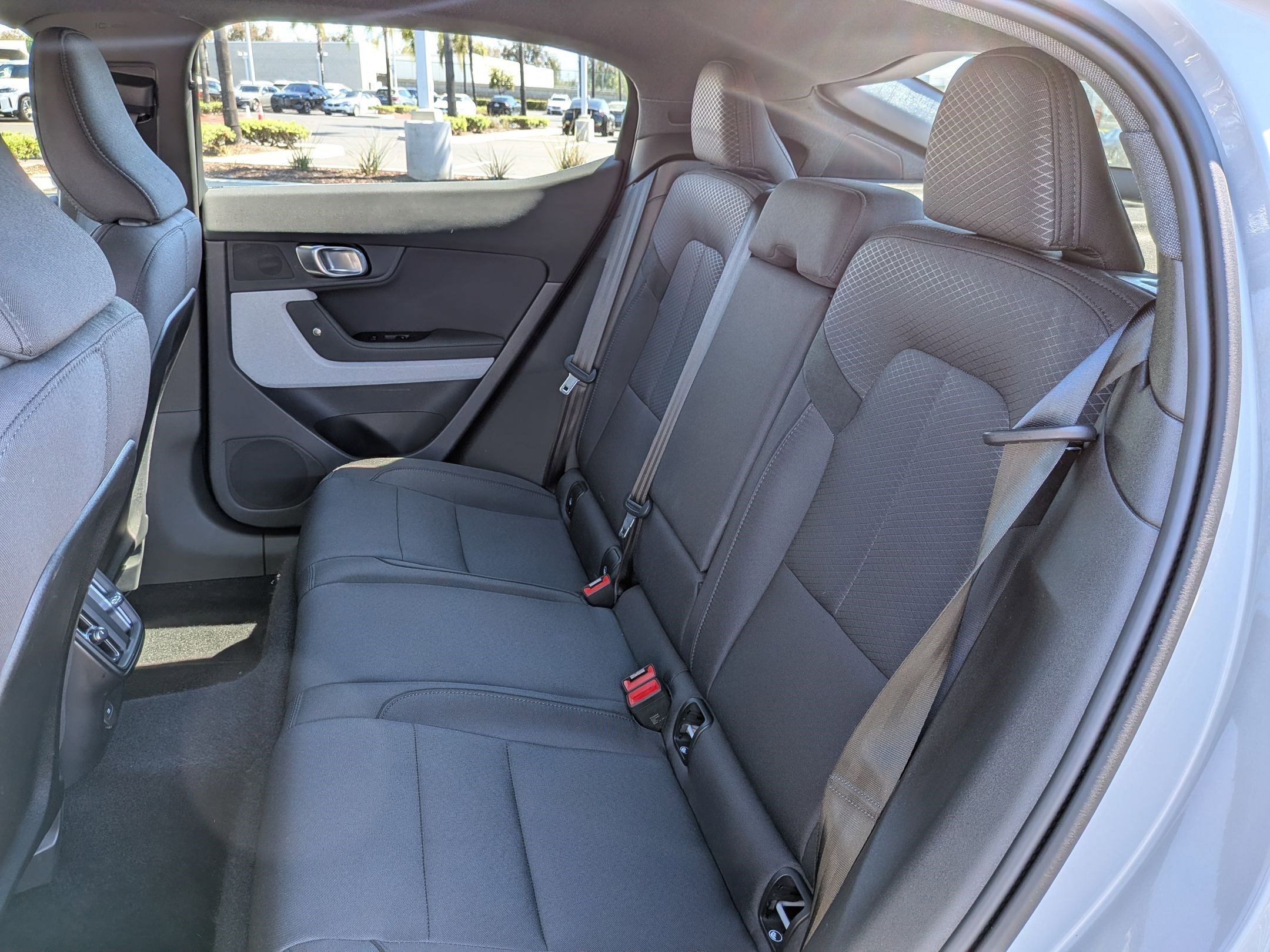 Used 2023 Polestar Polestar 2 w/ Pilot Pack image 30